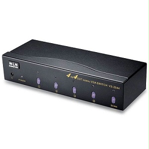 VGA 四进四出可切换分配器